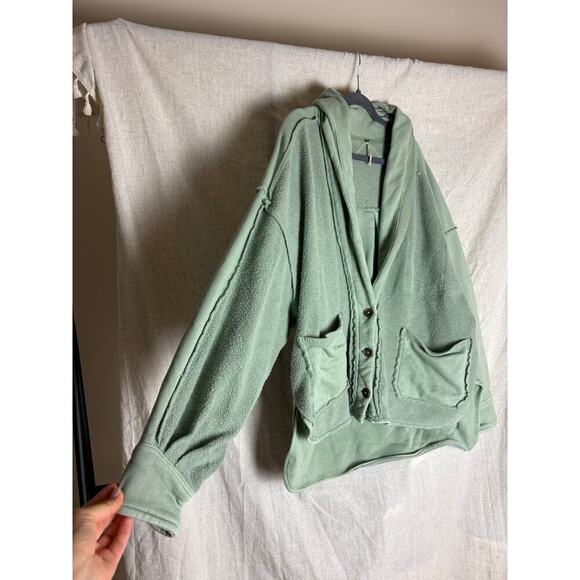 Free People Jordan Reverse Fleece Shacket Bleached Military Sz. XS - Picture 5 of 11